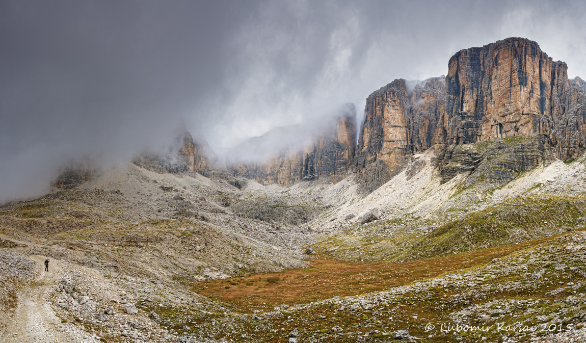 Dolomity